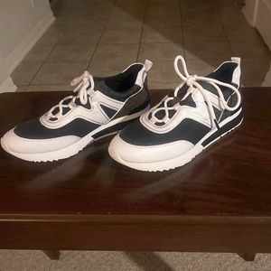 Michael Kors Sneakers Size 9.5 in Black and White